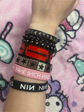 5 alternative bracelets